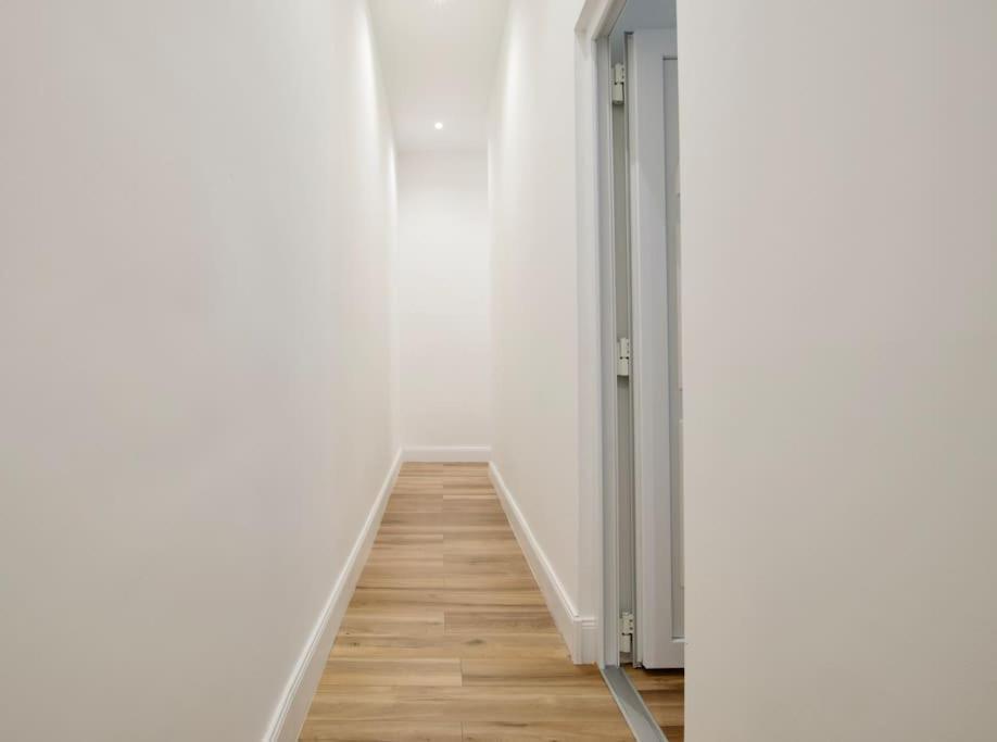 By Hi- In Downtown Appartement